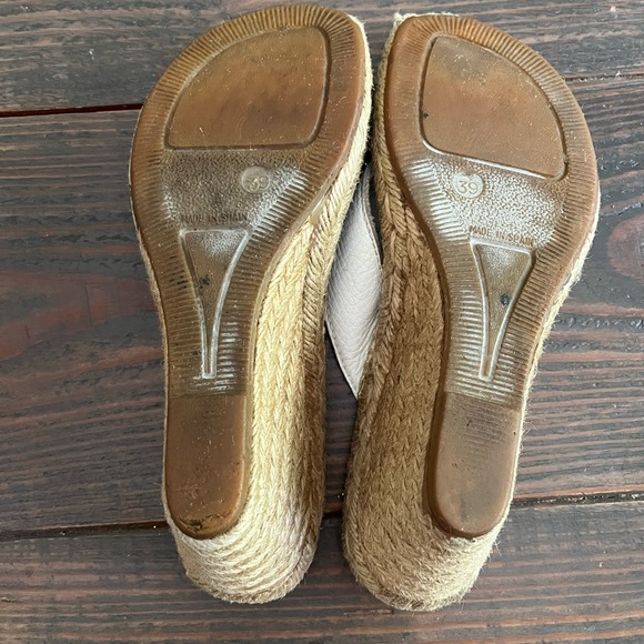 Burberry Shoes Burberry White Espadrille Wedge Thong Sandals Size 8 - Picture 6 of 9